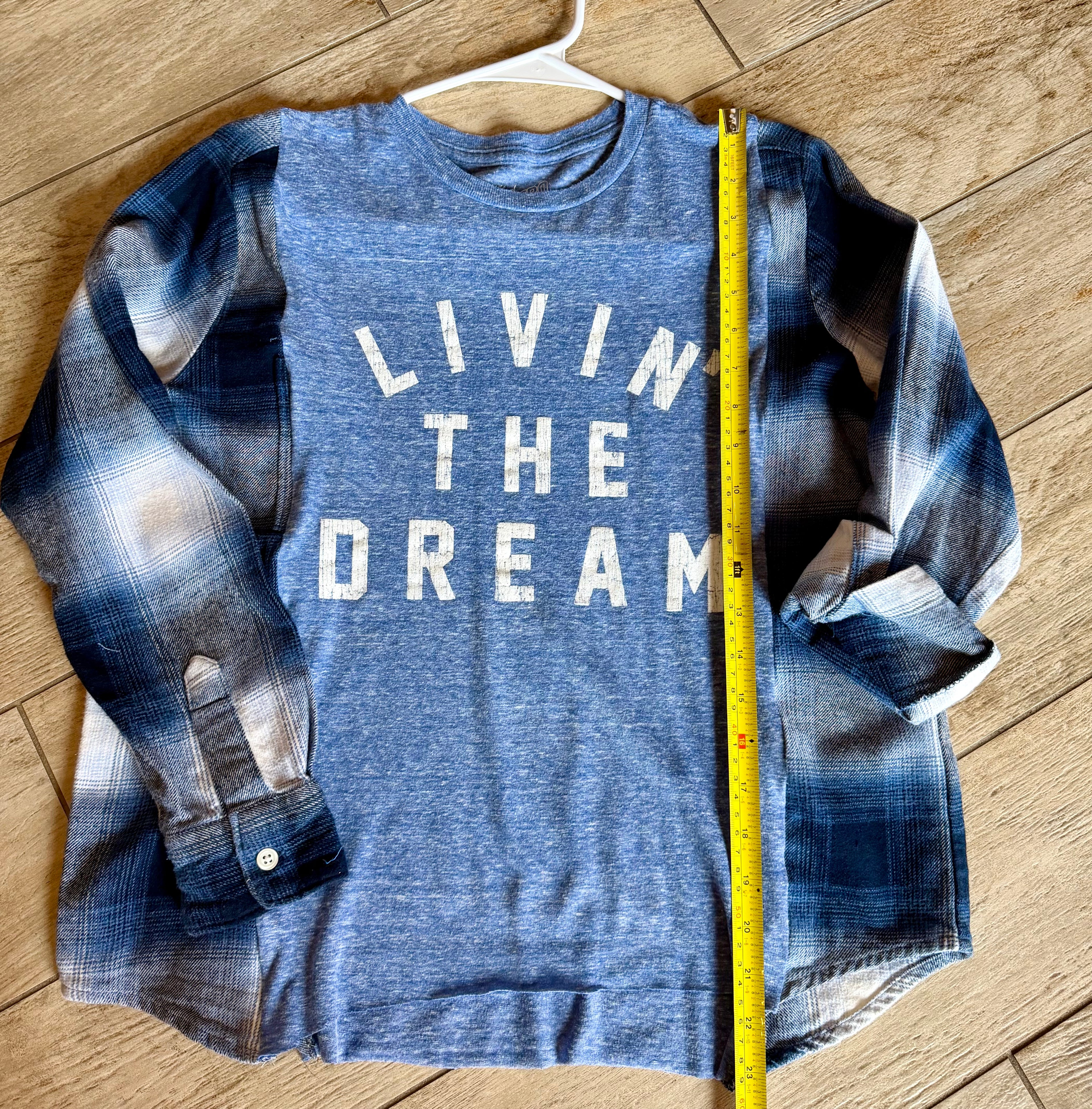 Livin’ the Dream Plaid Sleeve Top
