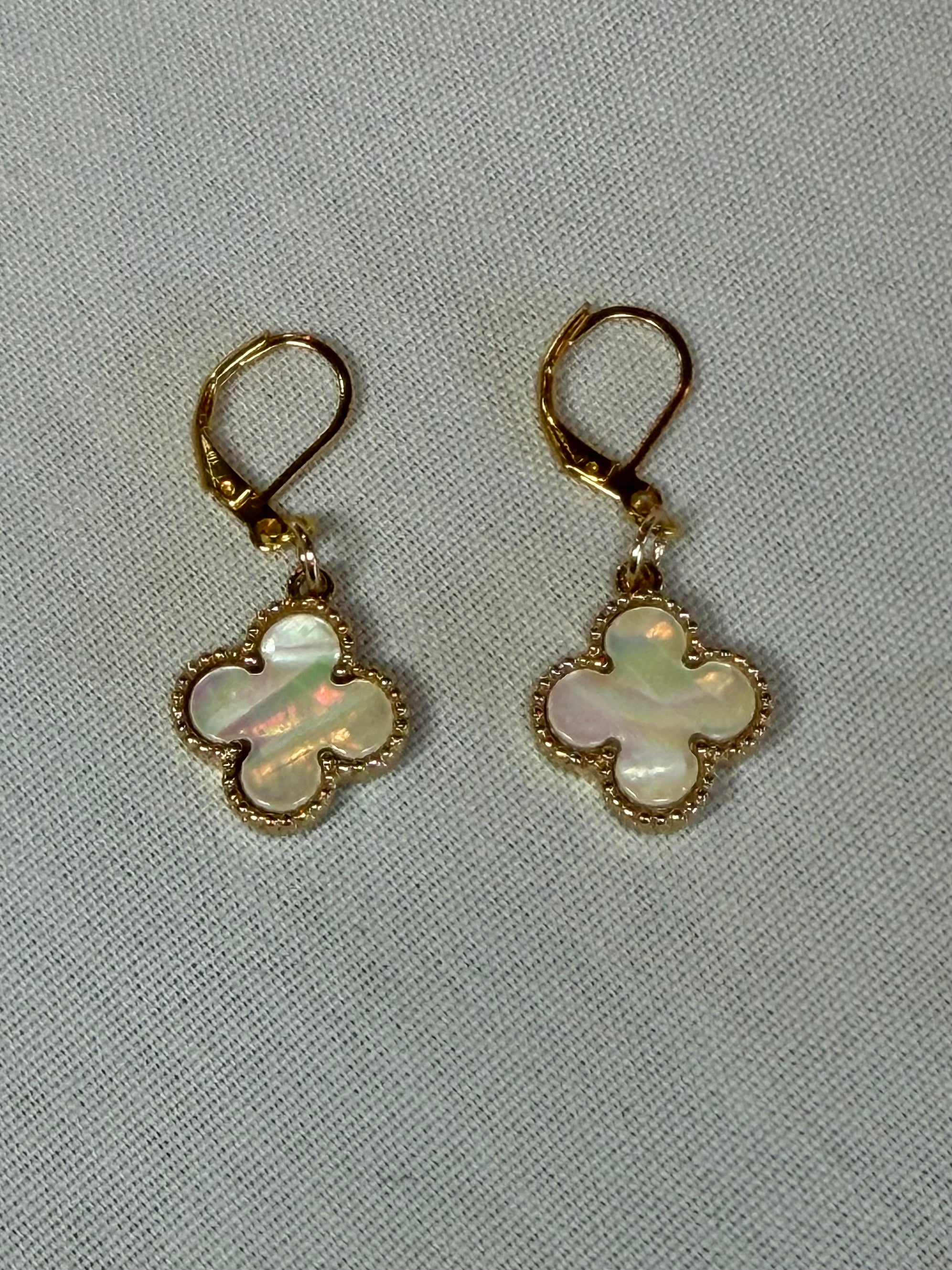 “White Opal Clover” Drop Earrings | Gold