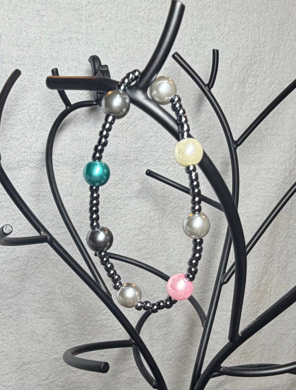 Minimalist Multicolor Pearl & Hematite Beaded Bracelet | Handmade Stretch Jewelry