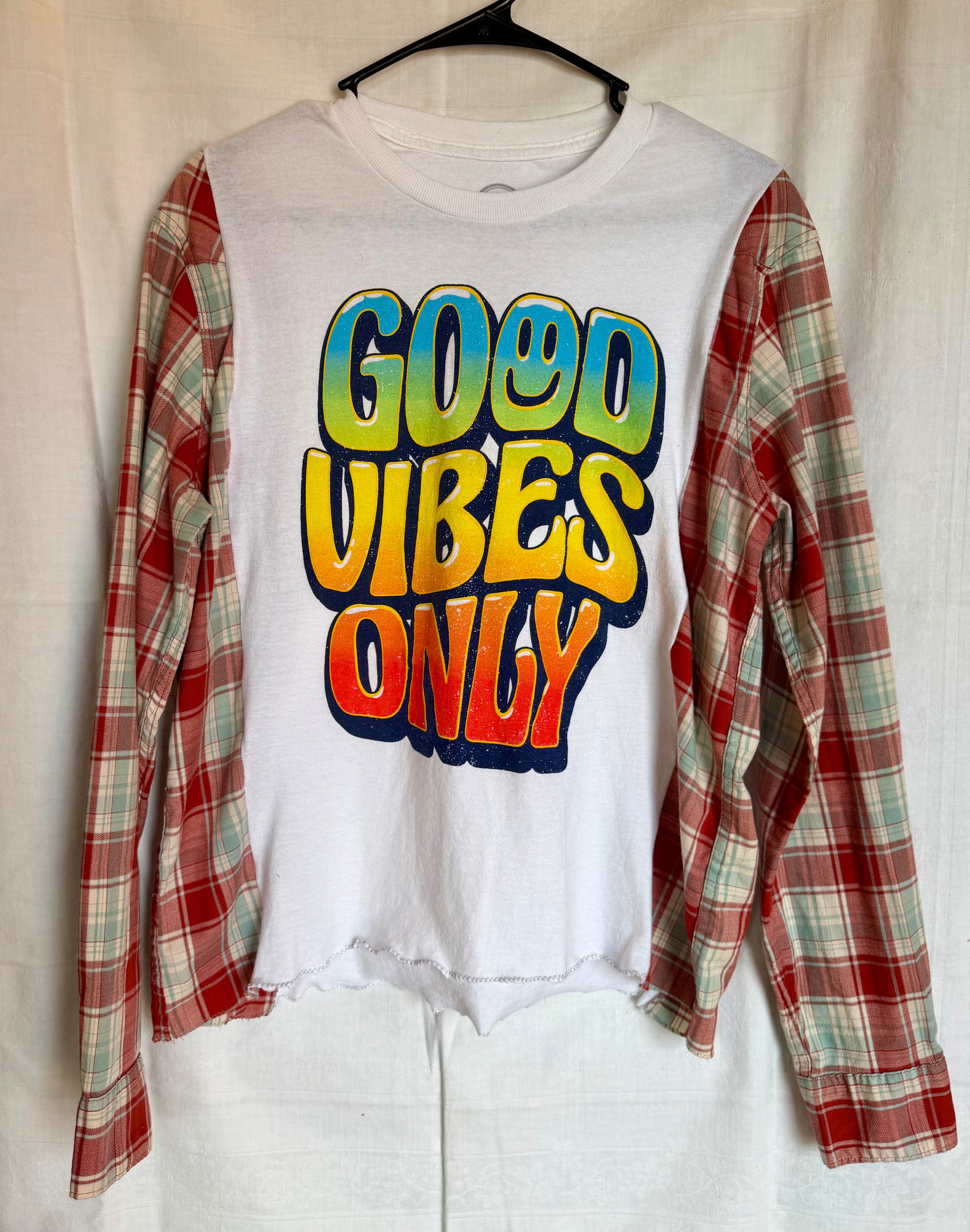 Good Vibes Only Plaid Sleeve Top