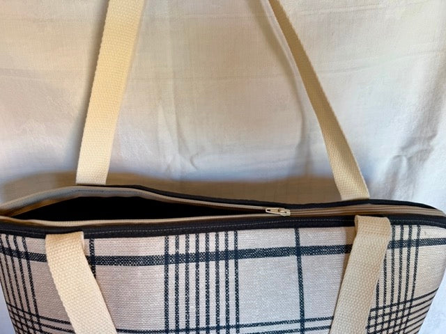 Classic Plaid Tote Bag – Short Strap