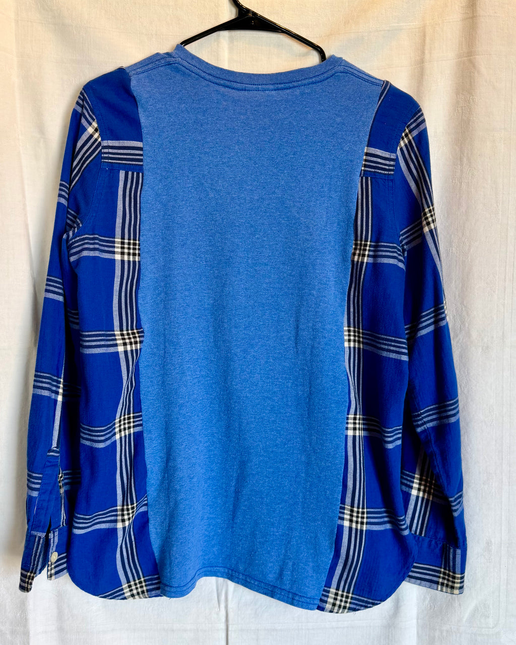 Vail, Colorado Plaid Sleeve Top