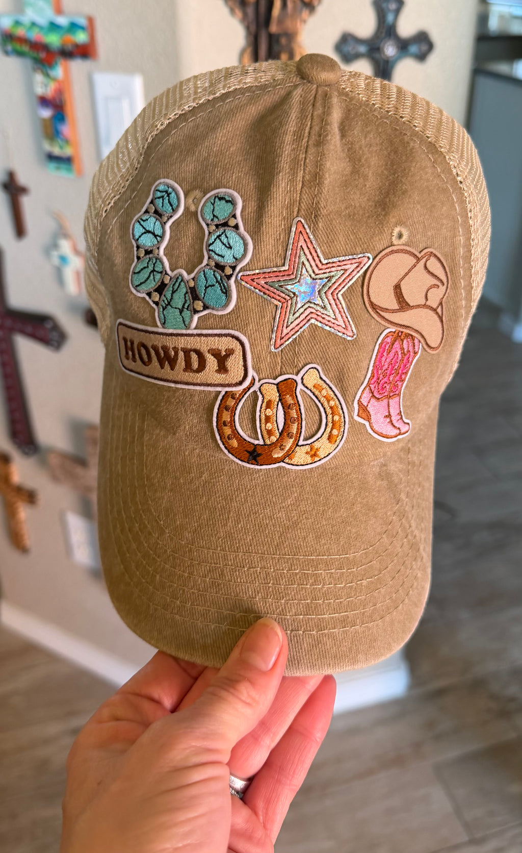 Howdy Western Patch Trucker Hat